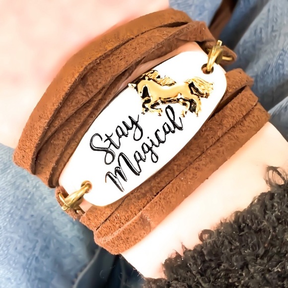 “Stay Magical” Genuine Leather bracelets - Picture 3 of 4